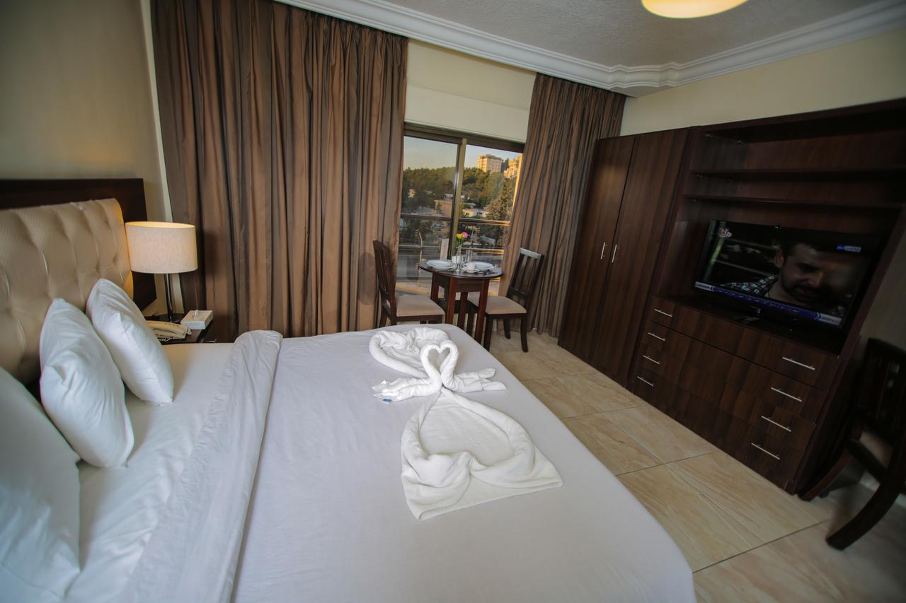 Lancaster Hotel Apartments - Dahiat Al-Rasheed Amman Exterior foto